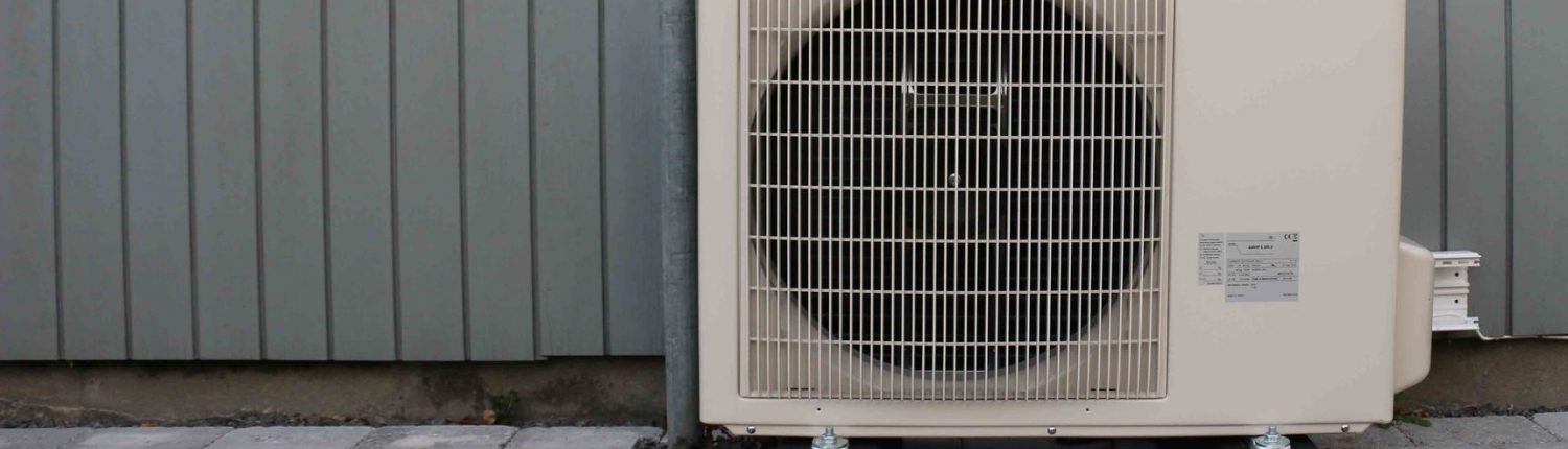 54381068 - heat pump